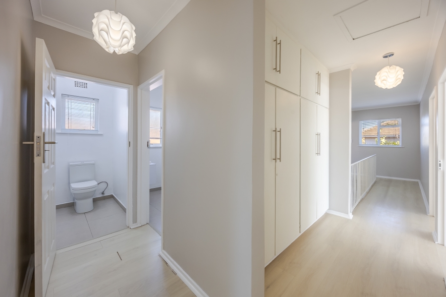 4 Bedroom Property for Sale in Belgravia Western Cape
